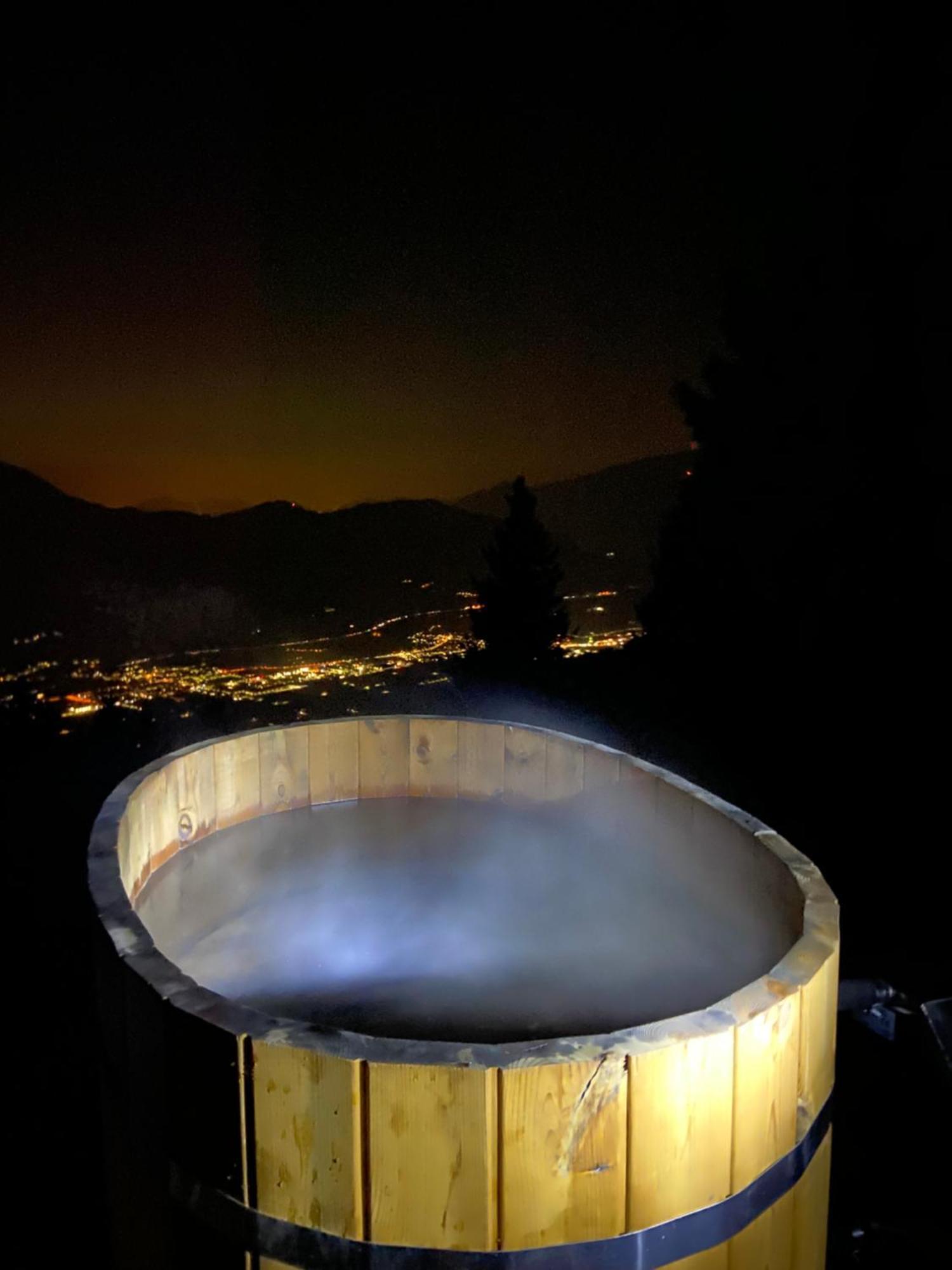 Do-Minus Boutique Home & Private Spa Ca Pedrot Mountain Cottage モンテ・カラッソ エクステリア 写真